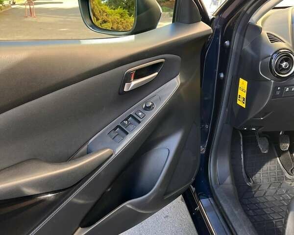 Синий Мазда 2, объемом двигателя 1.5 л и пробегом 188 тыс. км за 7200 $, фото 6 на Automoto.ua
