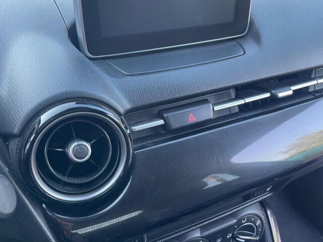 Синій Мазда 2, об'ємом двигуна 1.5 л та пробігом 80 тис. км за 9700 $, фото 6 на Automoto.ua