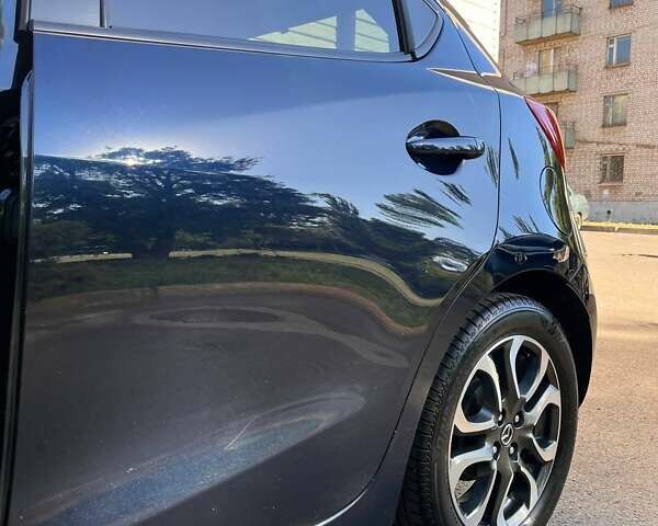 Синий Мазда 2, объемом двигателя 1.5 л и пробегом 188 тыс. км за 7200 $, фото 10 на Automoto.ua