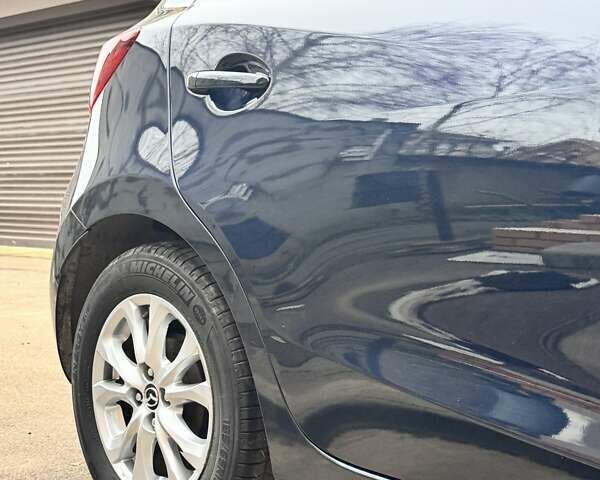 Синий Мазда 2, объемом двигателя 1.5 л и пробегом 43 тыс. км за 13000 $, фото 7 на Automoto.ua