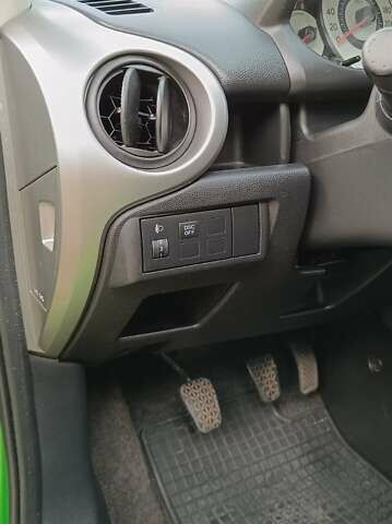 Зеленый Мазда 2, объемом двигателя 1.4 л и пробегом 157 тыс. км за 4590 $, фото 20 на Automoto.ua