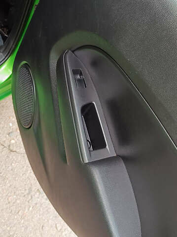 Зеленый Мазда 2, объемом двигателя 1.4 л и пробегом 157 тыс. км за 4590 $, фото 29 на Automoto.ua