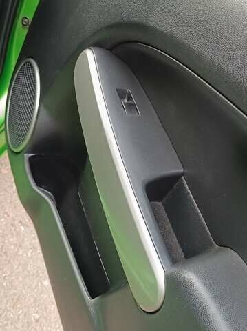 Зеленый Мазда 2, объемом двигателя 1.4 л и пробегом 157 тыс. км за 4590 $, фото 26 на Automoto.ua