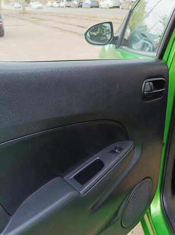 Зеленый Мазда 2, объемом двигателя 1.4 л и пробегом 157 тыс. км за 4590 $, фото 31 на Automoto.ua