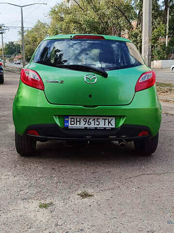 Зеленый Мазда 2, объемом двигателя 1.4 л и пробегом 157 тыс. км за 4590 $, фото 5 на Automoto.ua