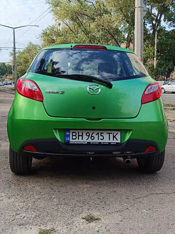Зеленый Мазда 2, объемом двигателя 1.4 л и пробегом 157 тыс. км за 4590 $, фото 6 на Automoto.ua