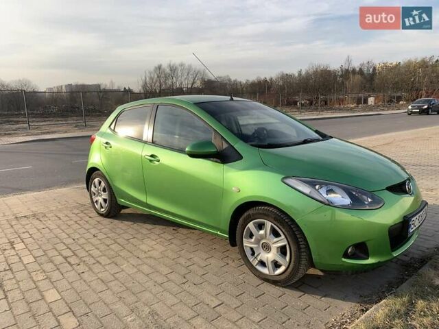 Зеленый Мазда 2, объемом двигателя 1.5 л и пробегом 99 тыс. км за 6000 $, фото 3 на Automoto.ua