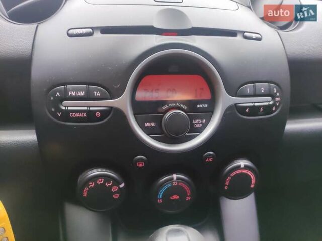 Зеленый Мазда 2, объемом двигателя 1.5 л и пробегом 147 тыс. км за 6000 $, фото 12 на Automoto.ua