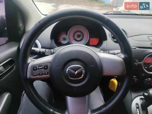 Зеленый Мазда 2, объемом двигателя 1.5 л и пробегом 147 тыс. км за 6000 $, фото 13 на Automoto.ua