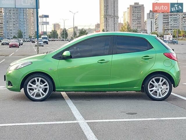 Зеленый Мазда 2, объемом двигателя 1.5 л и пробегом 146 тыс. км за 6800 $, фото 1 на Automoto.ua