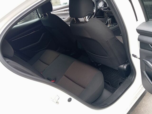 Белый Мазда 3 МПС, объемом двигателя 2.5 л и пробегом 69 тыс. км за 14200 $, фото 12 на Automoto.ua