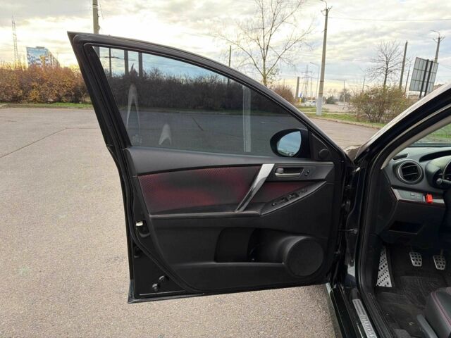 Черный Мазда 3 МПС, объемом двигателя 2.3 л и пробегом 192 тыс. км за 10200 $, фото 12 на Automoto.ua