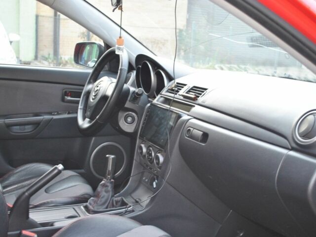 Червоний Мазда 3 МПС, об'ємом двигуна 2.3 л та пробігом 186 тис. км за 6450 $, фото 2 на Automoto.ua