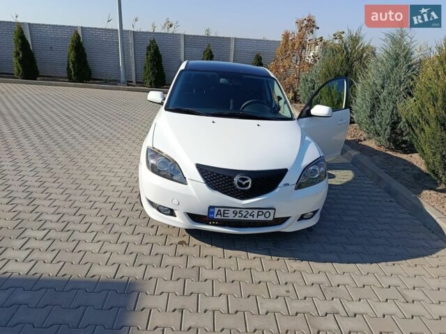 Білий Мазда 3, об'ємом двигуна 2.26 л та пробігом 267 тис. км за 5000 $, фото 6 на Automoto.ua