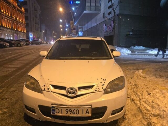 Белый Мазда 3, объемом двигателя 1.6 л и пробегом 320 тыс. км за 3300 $, фото 6 на Automoto.ua