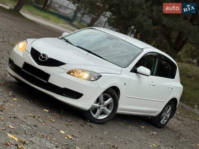 Белый Мазда 3, объемом двигателя 1.59 л и пробегом 305 тыс. км за 4900 $, фото 42 на Automoto.ua