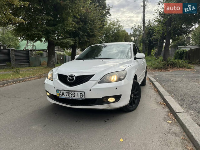 Білий Мазда 3, об'ємом двигуна 1.6 л та пробігом 219 тис. км за 5500 $, фото 3 на Automoto.ua