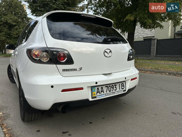 Білий Мазда 3, об'ємом двигуна 1.6 л та пробігом 219 тис. км за 5500 $, фото 13 на Automoto.ua