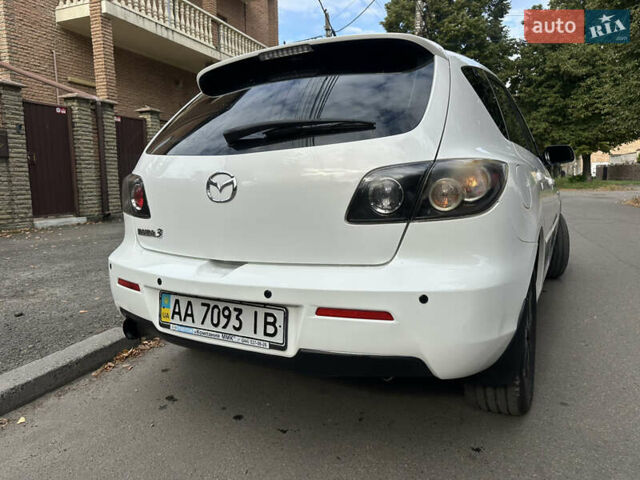 Білий Мазда 3, об'ємом двигуна 1.6 л та пробігом 219 тис. км за 5500 $, фото 14 на Automoto.ua