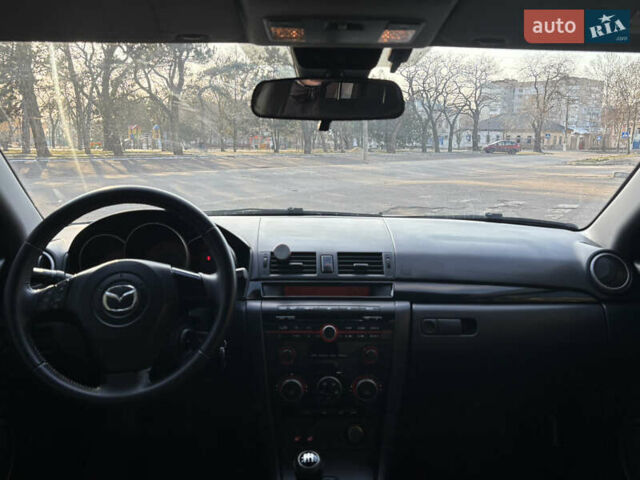 Білий Мазда 3, об'ємом двигуна 1.6 л та пробігом 226 тис. км за 5299 $, фото 16 на Automoto.ua