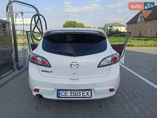 Белый Мазда 3, объемом двигателя 1.56 л и пробегом 230 тыс. км за 6500 $, фото 4 на Automoto.ua