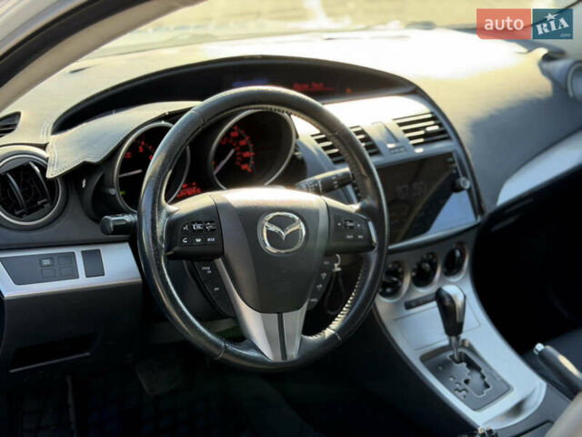 Білий Мазда 3, об'ємом двигуна 2.5 л та пробігом 190 тис. км за 7900 $, фото 8 на Automoto.ua