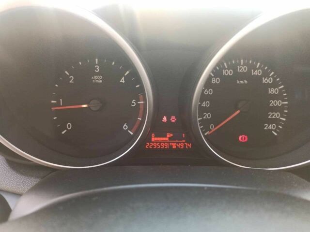 Белый Мазда 3, объемом двигателя 1.6 л и пробегом 230 тыс. км за 5900 $, фото 10 на Automoto.ua