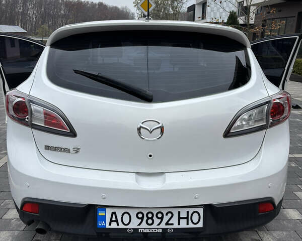 Белый Мазда 3, объемом двигателя 1.6 л и пробегом 171 тыс. км за 8500 $, фото 23 на Automoto.ua