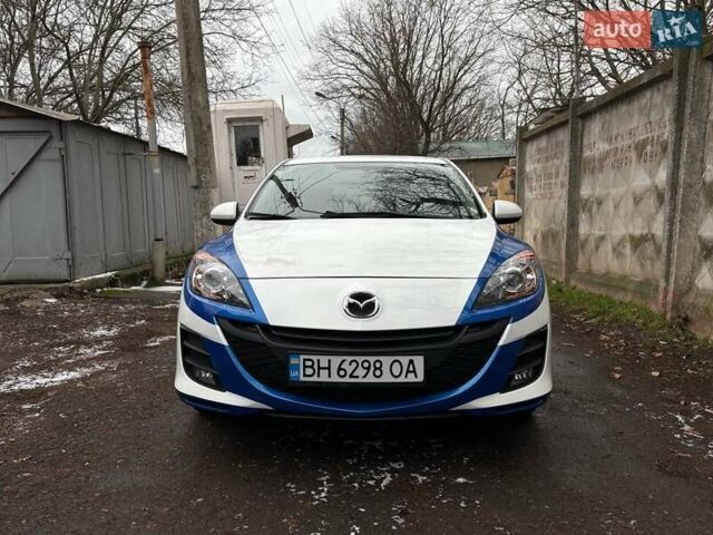 Білий Мазда 3, об'ємом двигуна 1.6 л та пробігом 151 тис. км за 6850 $, фото 18 на Automoto.ua