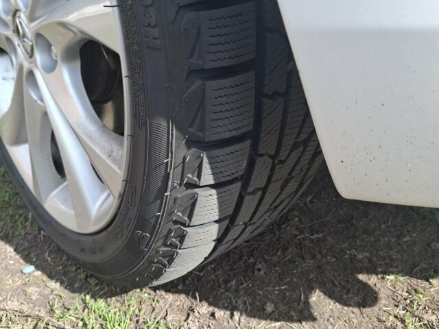 Білий Мазда 3, об'ємом двигуна 1.6 л та пробігом 240 тис. км за 7200 $, фото 4 на Automoto.ua