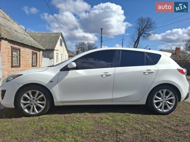 Білий Мазда 3, об'ємом двигуна 1.6 л та пробігом 240 тис. км за 7200 $, фото 1 на Automoto.ua