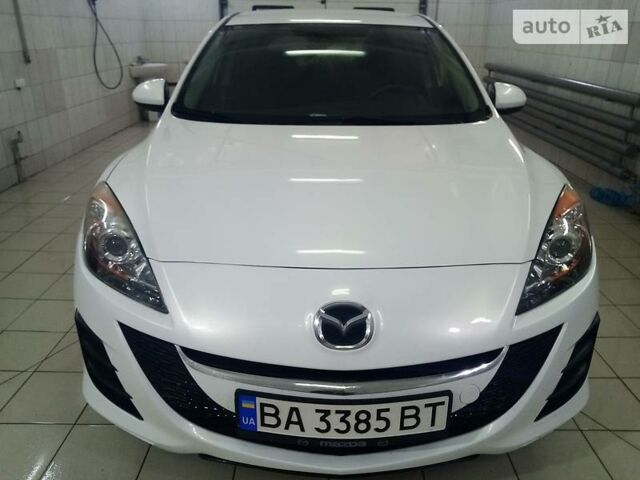 Білий Мазда 3, об'ємом двигуна 1.6 л та пробігом 182 тис. км за 9500 $, фото 8 на Automoto.ua