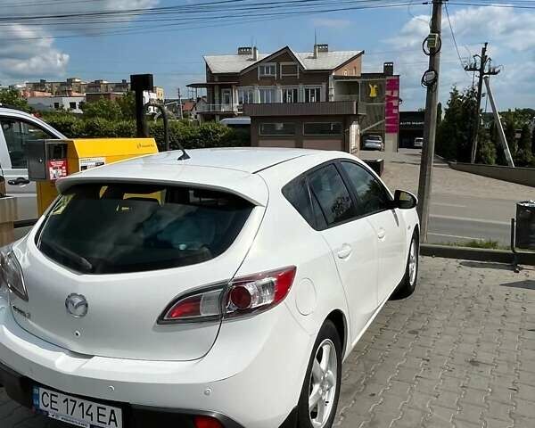 Білий Мазда 3, об'ємом двигуна 1.6 л та пробігом 198 тис. км за 7300 $, фото 3 на Automoto.ua