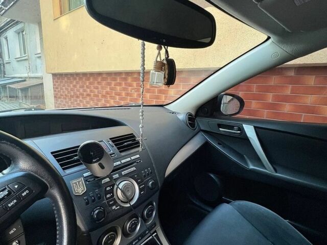 Білий Мазда 3, об'ємом двигуна 1.6 л та пробігом 266 тис. км за 6300 $, фото 9 на Automoto.ua