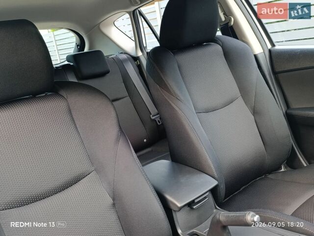 Белый Мазда 3, объемом двигателя 2 л и пробегом 200 тыс. км за 8500 $, фото 72 на Automoto.ua