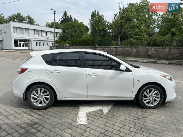 Белый Мазда 3, объемом двигателя 1.6 л и пробегом 147 тыс. км за 8500 $, фото 11 на Automoto.ua