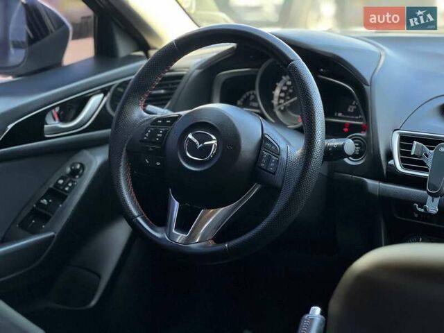Белый Мазда 3, объемом двигателя 2 л и пробегом 178 тыс. км за 9300 $, фото 23 на Automoto.ua