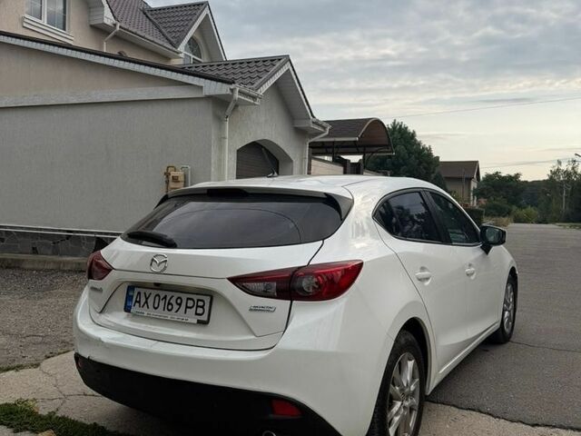 Білий Мазда 3, об'ємом двигуна 1.5 л та пробігом 156 тис. км за 7700 $, фото 8 на Automoto.ua