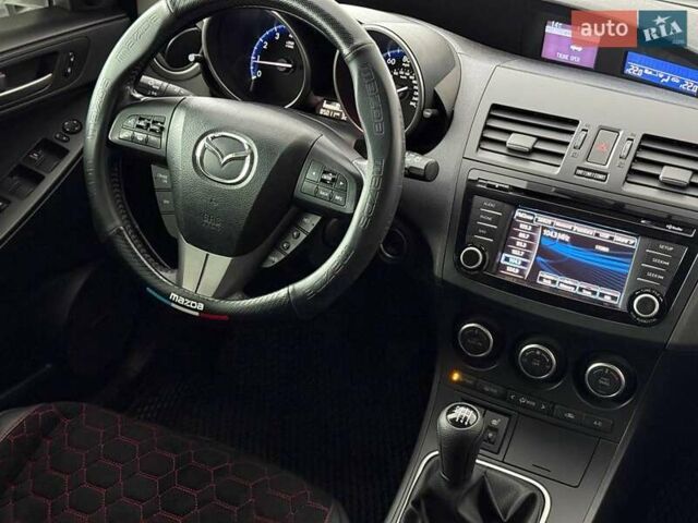 Белый Мазда 3, объемом двигателя 2 л и пробегом 85 тыс. км за 10490 $, фото 25 на Automoto.ua