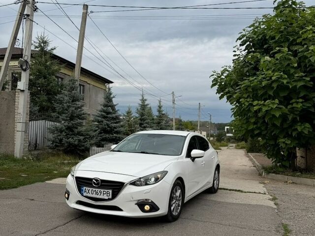 Білий Мазда 3, об'ємом двигуна 1.5 л та пробігом 156 тис. км за 7700 $, фото 3 на Automoto.ua