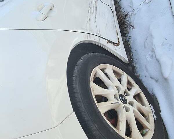 Білий Мазда 3, об'ємом двигуна 2 л та пробігом 180 тис. км за 5000 $, фото 11 на Automoto.ua