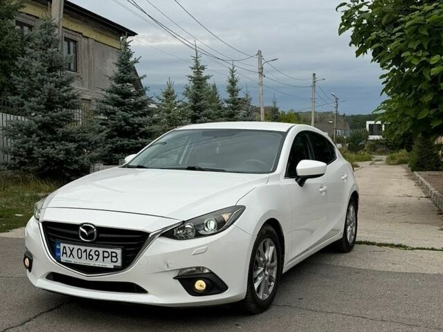 Білий Мазда 3, об'ємом двигуна 1.5 л та пробігом 156 тис. км за 7700 $, фото 2 на Automoto.ua