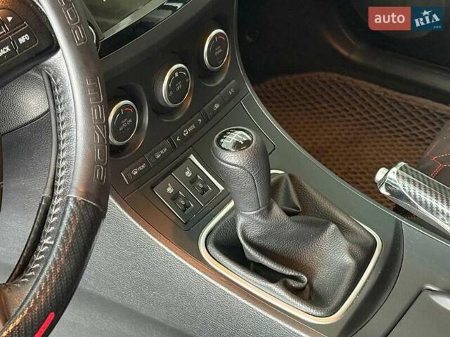 Белый Мазда 3, объемом двигателя 2 л и пробегом 85 тыс. км за 10490 $, фото 16 на Automoto.ua