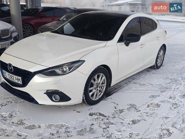 Білий Мазда 3, об'ємом двигуна 1.5 л та пробігом 151 тис. км за 11500 $, фото 2 на Automoto.ua