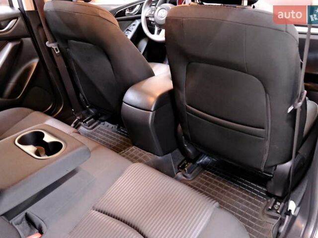 Білий Мазда 3, об'ємом двигуна 1.5 л та пробігом 93 тис. км за 13500 $, фото 36 на Automoto.ua