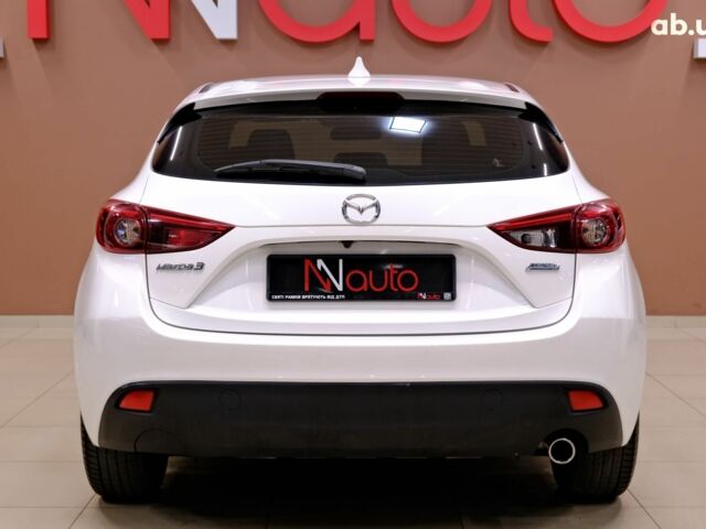 Мазда 3 2014 у Одесі на Automoto.ua Білий Мазда 3, об'ємом двигуна 1.5 л та пробігом 93 тис. км за 13500 $, фото 5 на Automoto.ua