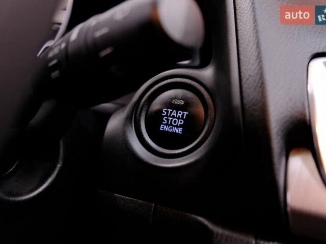 Білий Мазда 3, об'ємом двигуна 1.5 л та пробігом 93 тис. км за 13500 $, фото 19 на Automoto.ua