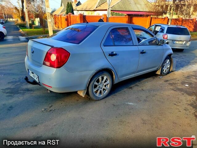 Белый Мазда 3, объемом двигателя 2 л и пробегом 141 тыс. км за 9600 $, фото 7 на Automoto.ua