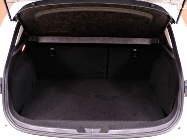 Мазда 3 2014 у Одесі на Automoto.ua Білий Мазда 3, об'ємом двигуна 1.5 л та пробігом 93 тис. км за 13500 $, фото 8 на Automoto.ua