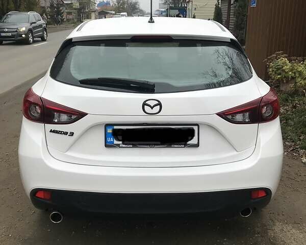 Белый Мазда 3, объемом двигателя 2 л и пробегом 110 тыс. км за 9100 $, фото 6 на Automoto.ua